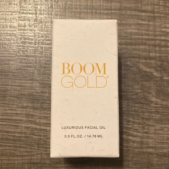 NEW - Boom Gold by Cindy Joseph. Luxurious Facial Oil 0.5 oz. - Picture 2 of 6